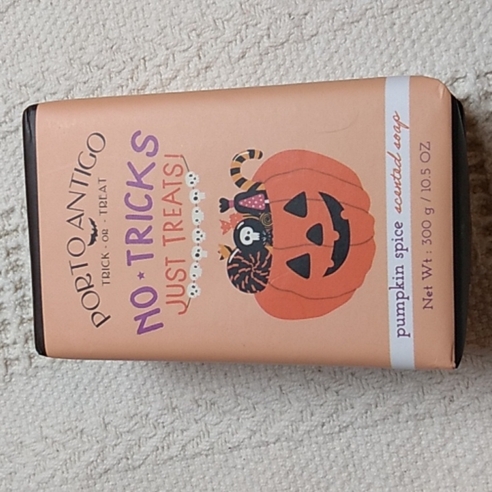 Porto Antigo No Tricks Just Treats Pumpkin Spice Scented Soap 10.5 OZ
